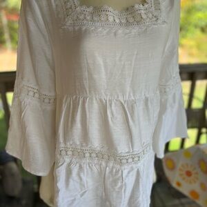 NWOT Elegant White Lace Trim Tunic
